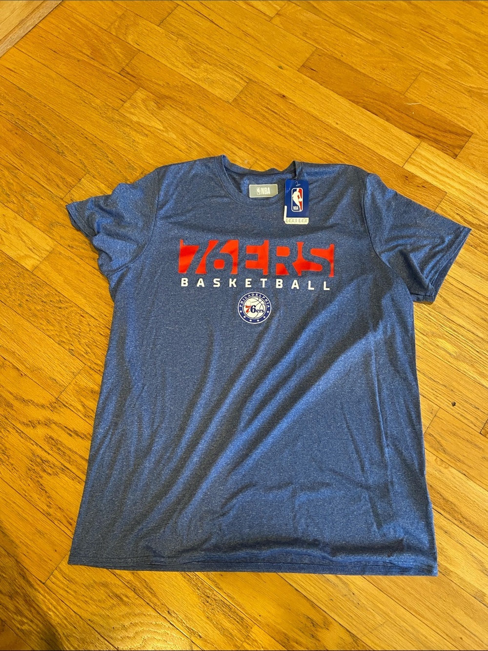 New Philadelphia 76ers Basketball
NBA Shirt Climate Polyester Wicking
SZ XL